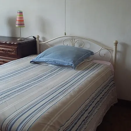 A La Convivialite Bed & Breakfast *
