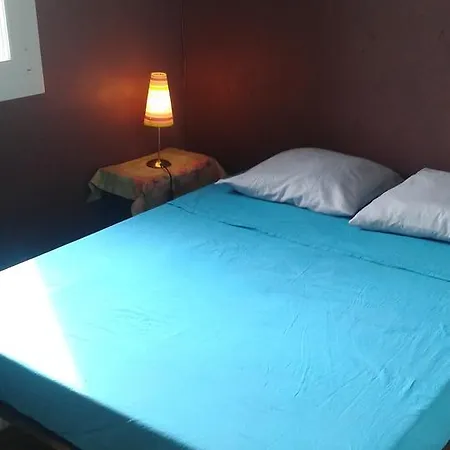 A La Convivialite Bed & Breakfast